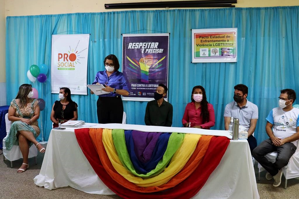 Comitê de Enfretamento à Violência LGBTfóbica em Valença - Imagem 2