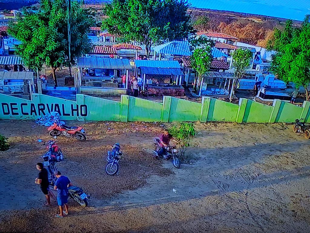 Prefeitura de Pimenteiras preparou cemitérios para o “Dia de Finados” - Imagem 3