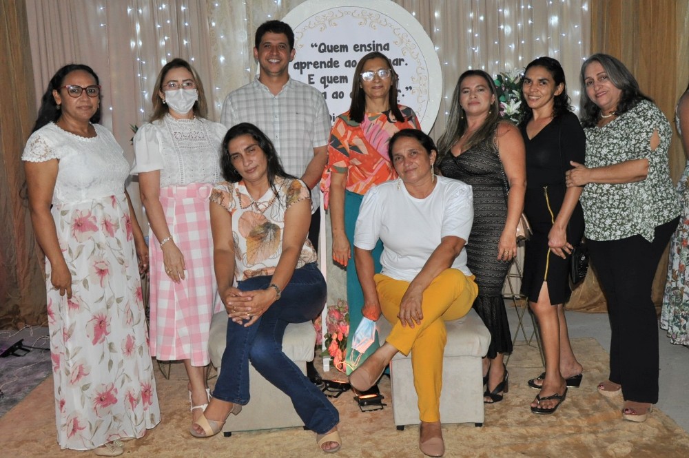 Prefeitura de Hugo Napoleão oferece jantar em homenagem aos professores - Imagem 3