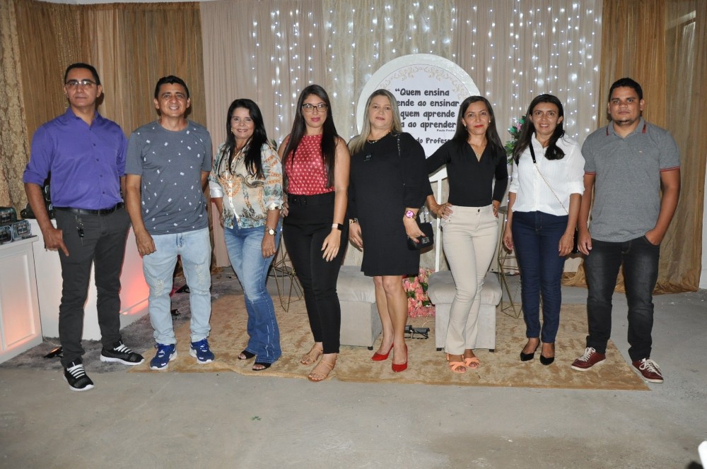 Prefeitura de Hugo Napoleão oferece jantar em homenagem aos professores - Imagem 2