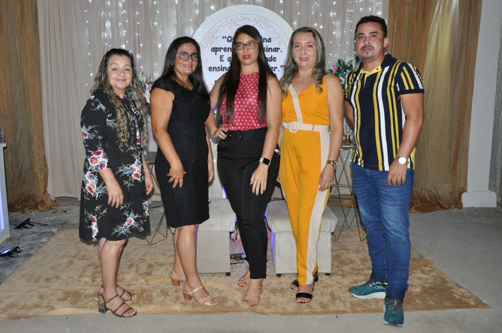 Prefeitura de Hugo Napoleão oferece jantar em homenagem aos professores - Imagem 20