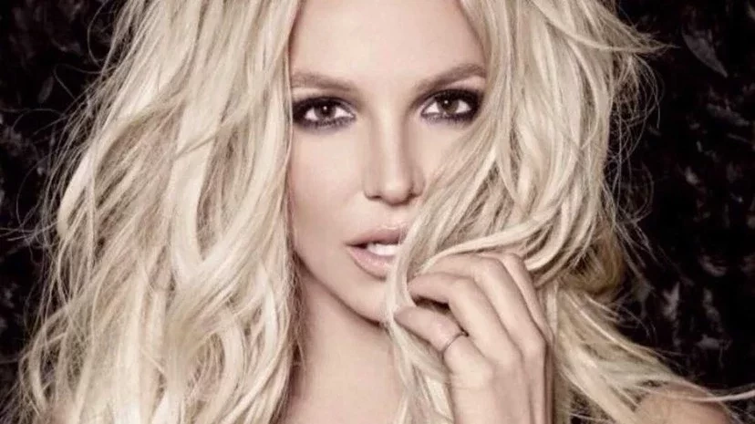 Conheça 10 celebridades que confessaram ser viciadas em sexo - imagem 57780