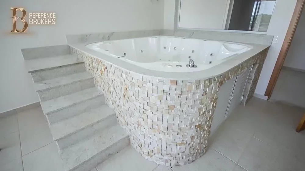 Deolane negocia compra de mansão com 11 banheiros por R$ 11 milhões; Fotos! - imagem 61532