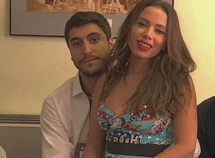 Anitta e Thiago Magalhães