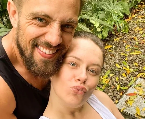 Rafael Cardoso e Mariana Bridi