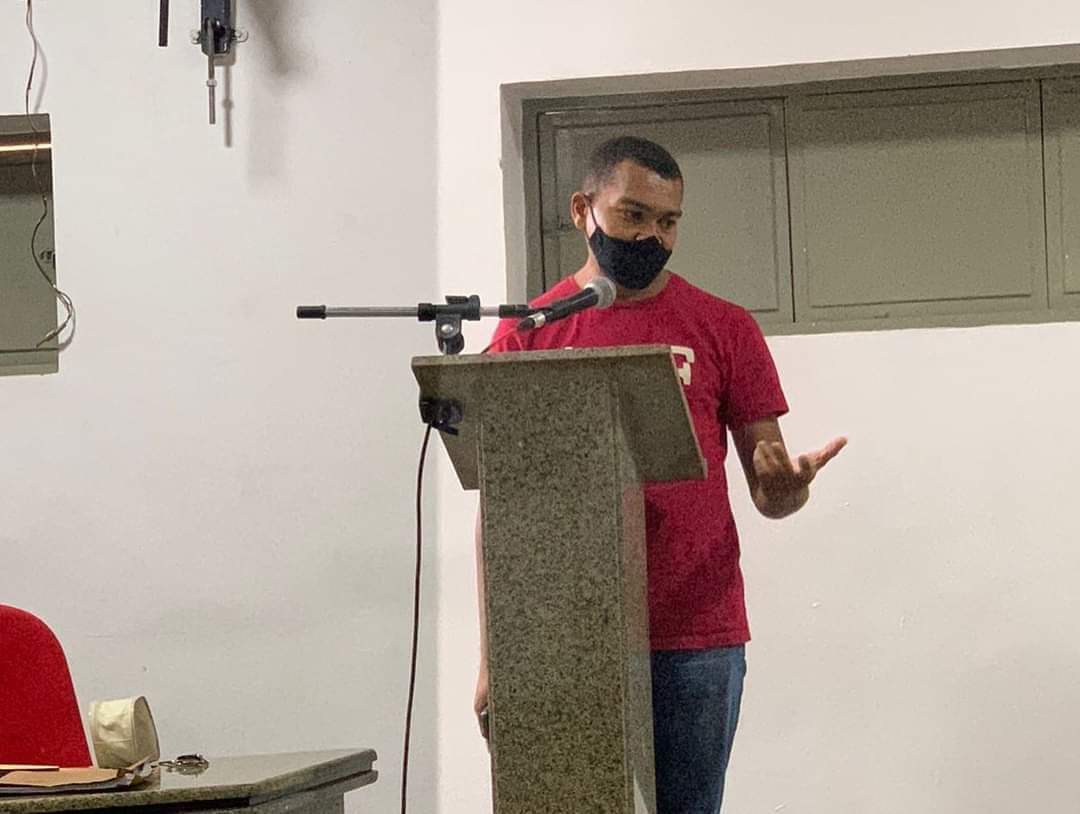 Vereadora promove evento com aula sobre Cidadania em Monsenhor Gil - Imagem 4