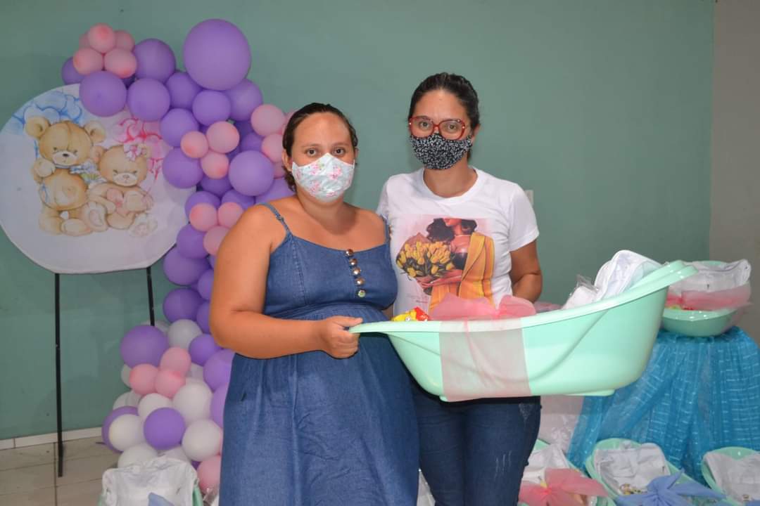 Grávidas de Monsenhor Gil recebem enxovais e cestas básicas  - Imagem 5