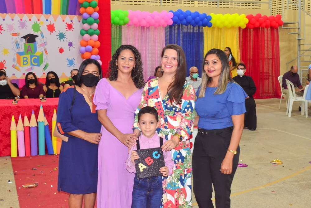 U. E Vó Binoca realiza formatura dos Doutores do ABC - Imagem 14