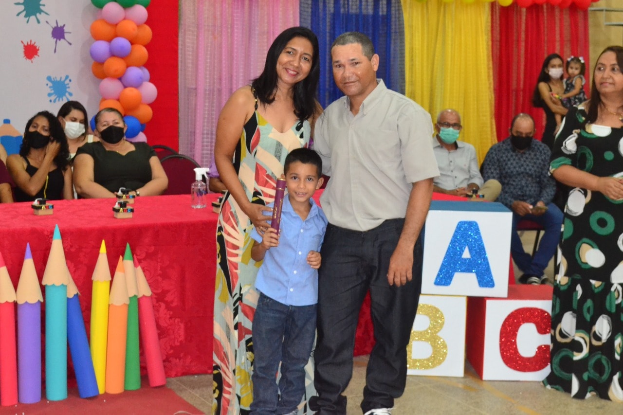 U. E Vó Binoca realiza formatura dos Doutores do ABC - Imagem 16