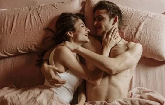 Descubra 8 maneiras de melhorar as habilidades sexuais na cama