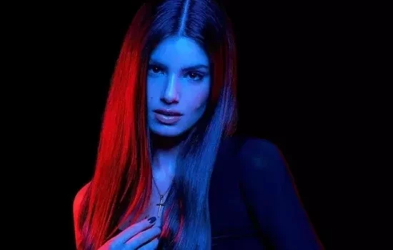 Fim do silêncio: Camila Queiroz explica motivos da saída repentina da Globo