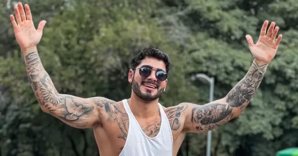 A vida por trás do nude: ex jogador de futebol faz sucesso no Onlyfans - imagem 64340
