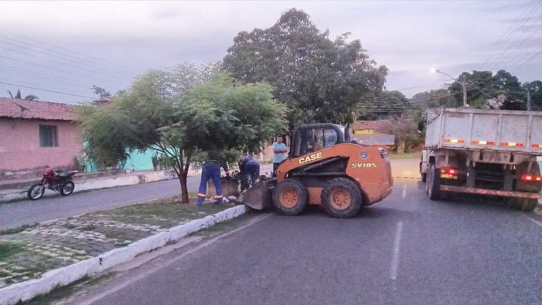 Limpeza continua marca da gestão eficiente da prefeitura de Monsenhor Gil