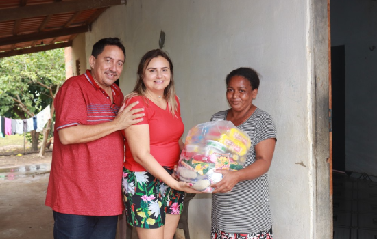 Prefeitura de Lagoinha distribuiu Cestas Básicas para Família Carentes 