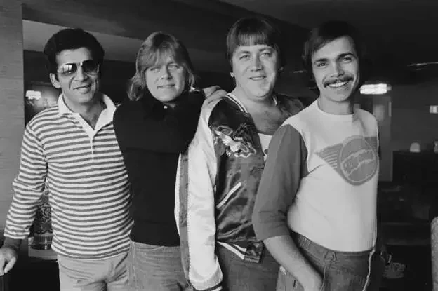 Confira 10 famosos que morreram em cima do palco e você não sabia - imagem 65073