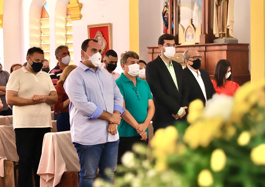 Prefeito João Luiz comanda aniversário de 58 anos de Monsenhor Gil - Imagem 24