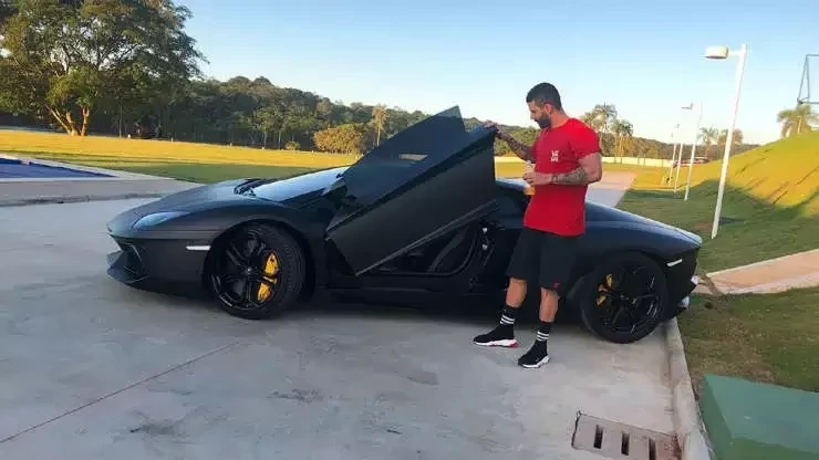 Luxo e ostentação: veja como vive Gustavo Lima com bens milionários - imagem 62250