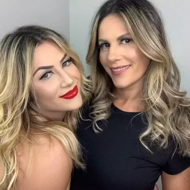 Priscila Beatriz, mãe de Jéssica Beatriz Costa