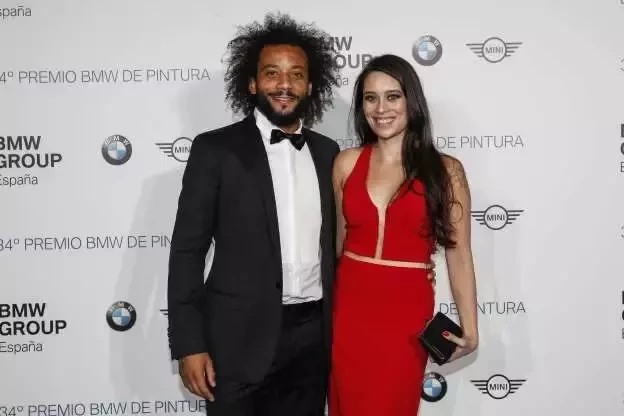 Elas batem um bolão! Saiba quem são os amores das estrelas do futebol - imagem 33297