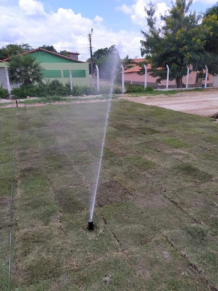 Prefeito de Monsenhor Gil, João Luiz, visita Estádio Cariocão para conferir a implantação do Gramado - Imagem 17