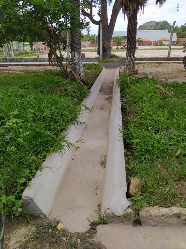 Prefeito de Monsenhor Gil, João Luiz, visita Estádio Cariocão para conferir a implantação do Gramado - Imagem 4