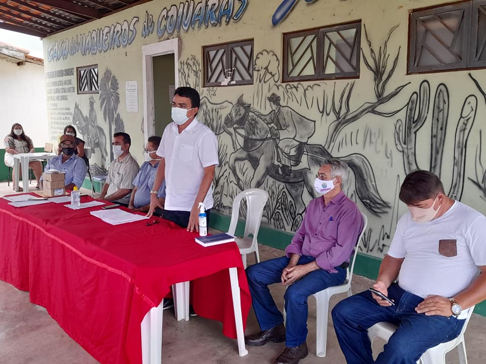 EDUCAÇÃO de COIVARAS: Prefeito Marcelino Almeida faz entrega de Certificados de Cursos Técnico, de Aperfeiçoamento profissional e Chips de acesso às Aulas Remotas da Seduc-PI - Imagem 2