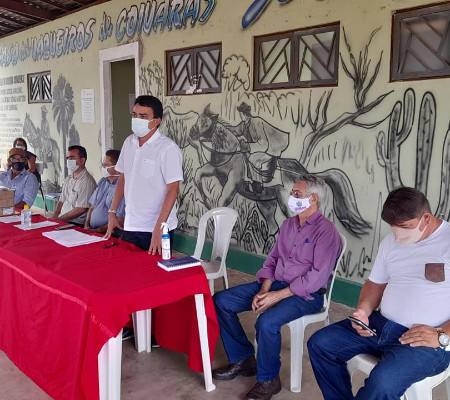 EDUCAÇÃO de COIVARAS: Prefeito Marcelino Almeida faz entrega de Certificados de Cursos Técnico, de Aperfeiçoamento profissional e Chips de acesso às Aulas Remotas da Seduc-PI