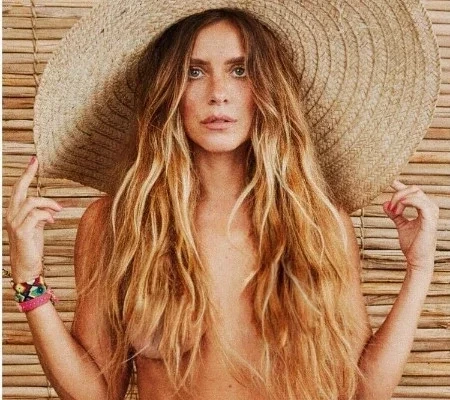 Relembre celebridades que já tiveram nudes vazados na internet