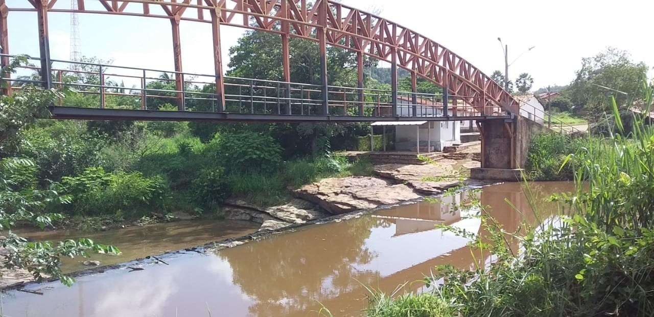 Prefeito João Luiz mantém seu compromisso de cidade limpa em Monsenhor Gil