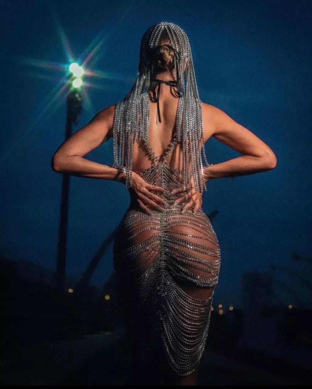 Sabrina Sato faz ensaio sexy de carnaval em sambódromo vazio - imagem 33606