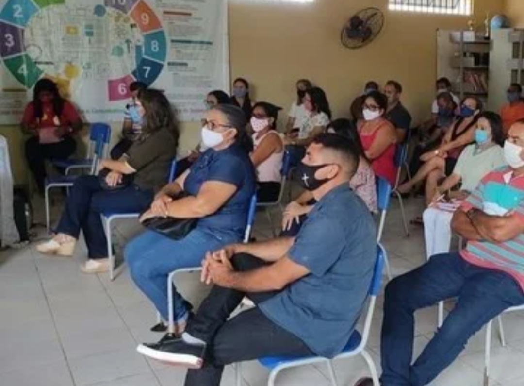 Voltar as aulas em Monsenhor Gil, mas voltar com segurança, diz prefeito João Luiz - Imagem 15