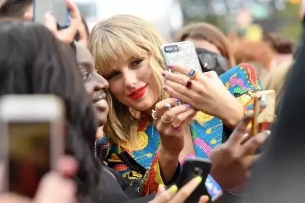 Saiba como eram as celebridades na escola - imagem 33631