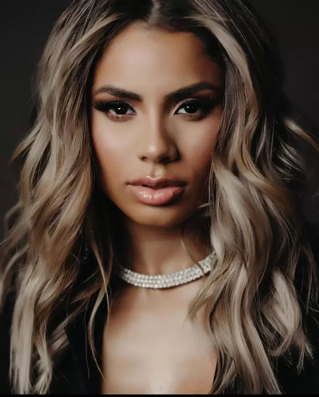 Lexa faz ensaio com fotos de topless para celebrar aniversário - imagem 33648