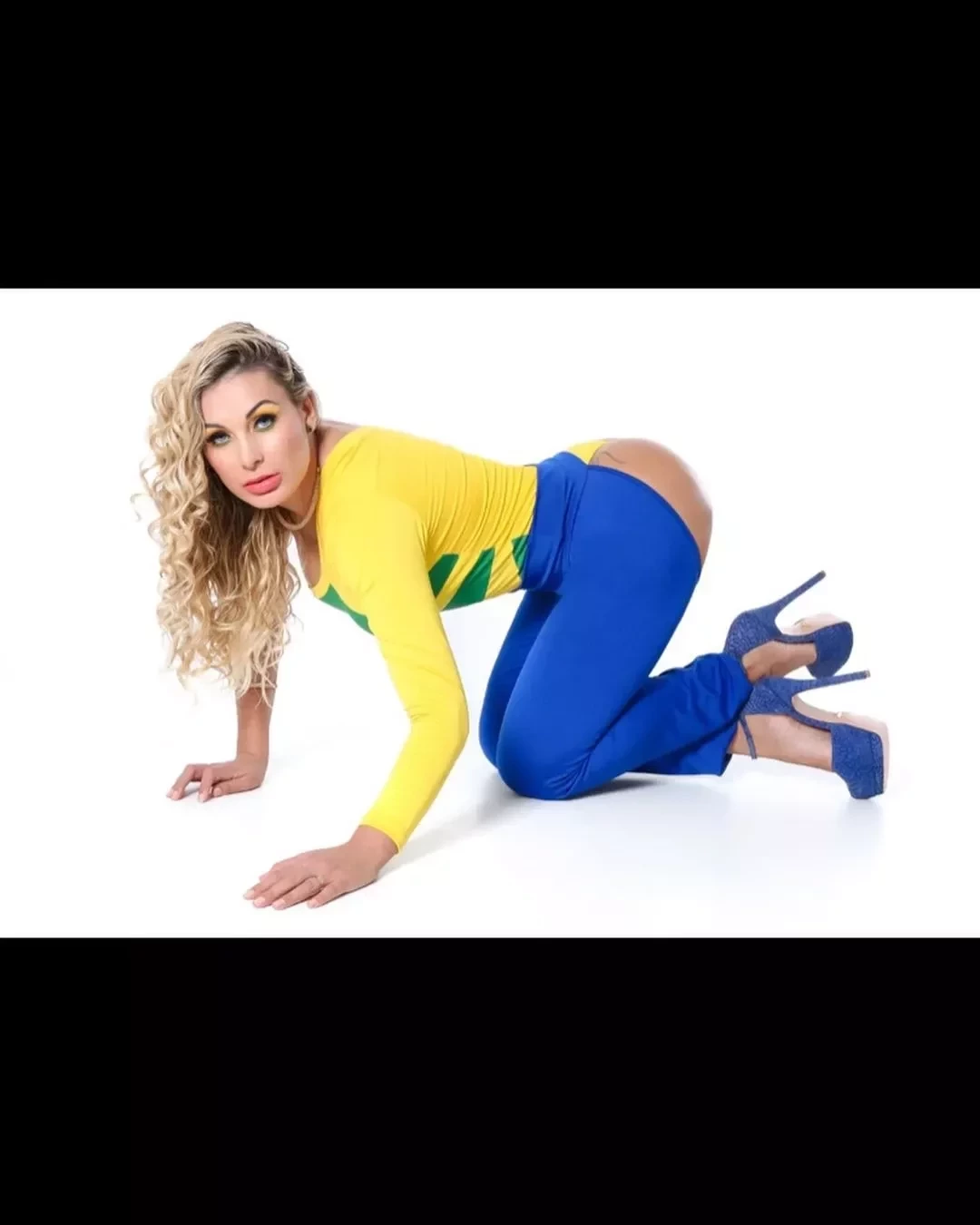 Andressa Urach anuncia volta ao Miss Bumbum com fotos sensuais - imagem 33663