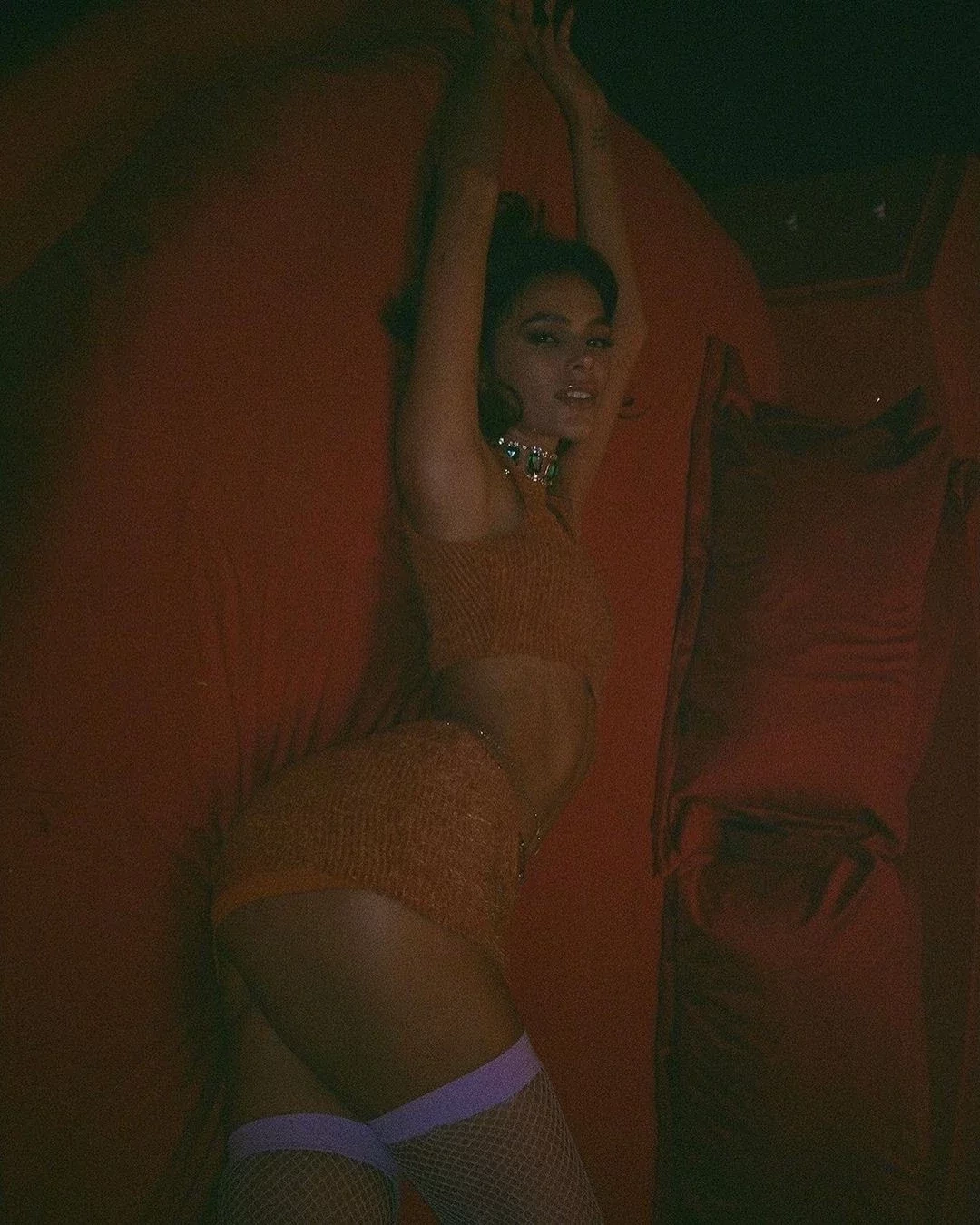 Bruna Marquezine posa sem calcinha e anuncia estreia como cantora - imagem 33715