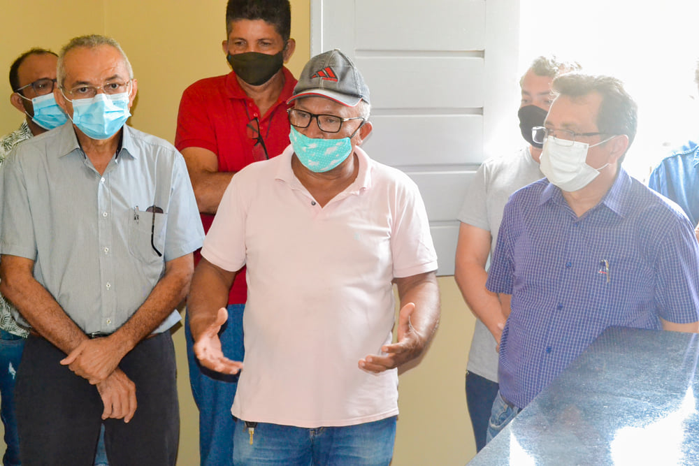 Prefeito Genival Bezerra inaugura sede da SMARH e SMA - Imagem 10