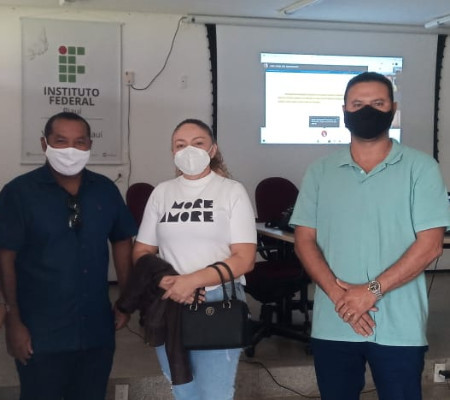 Secretários municipais discutem implantação do projeto AgroIFnordeste em parceria com o IFPI