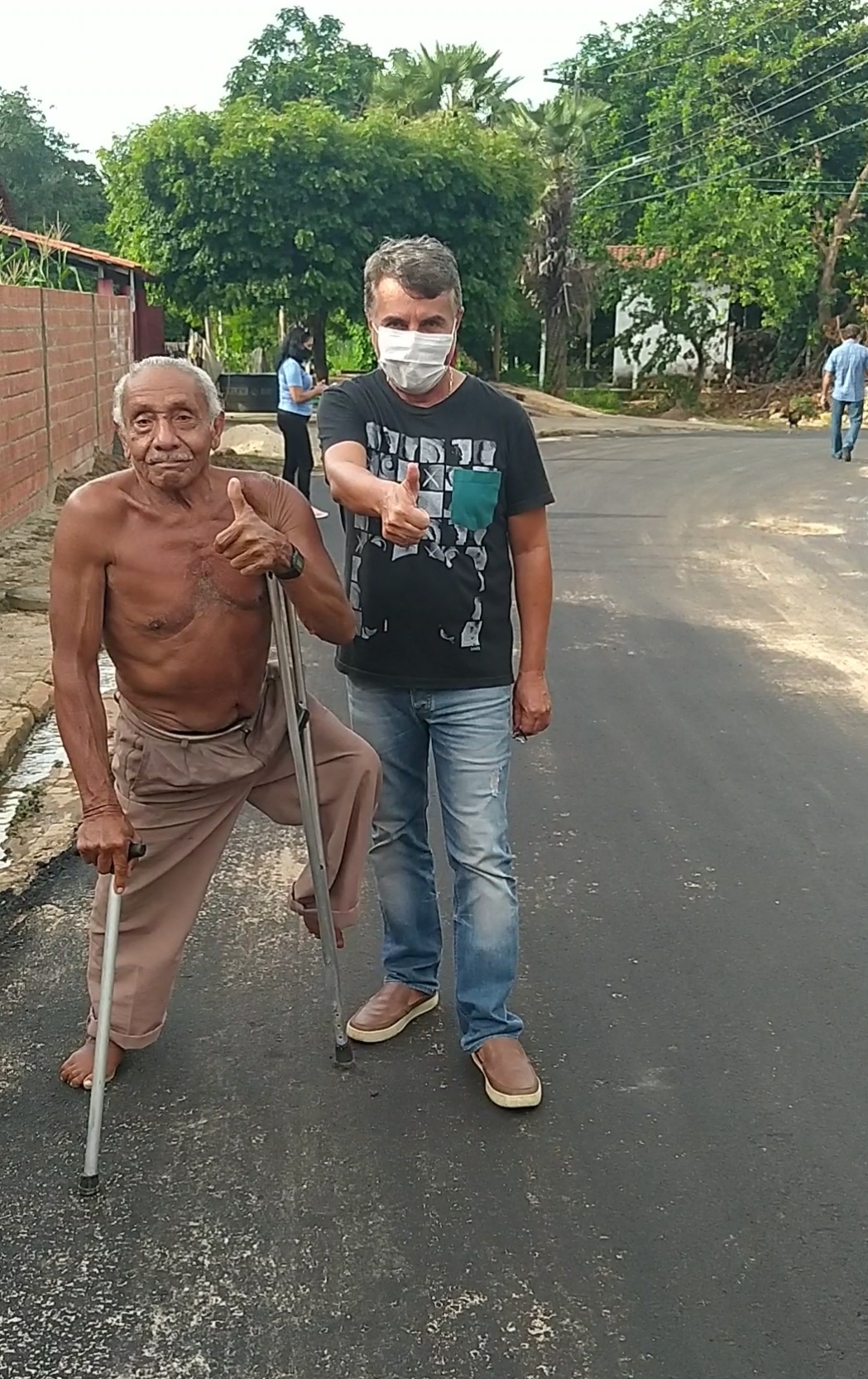 Em Monsenhor Gil e região, João Luiz já é chamado como “prefeito construtor” - Imagem 6