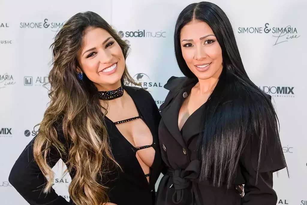 Saiba quem são as famosas com menos de 1,60m de altura - imagem 33165