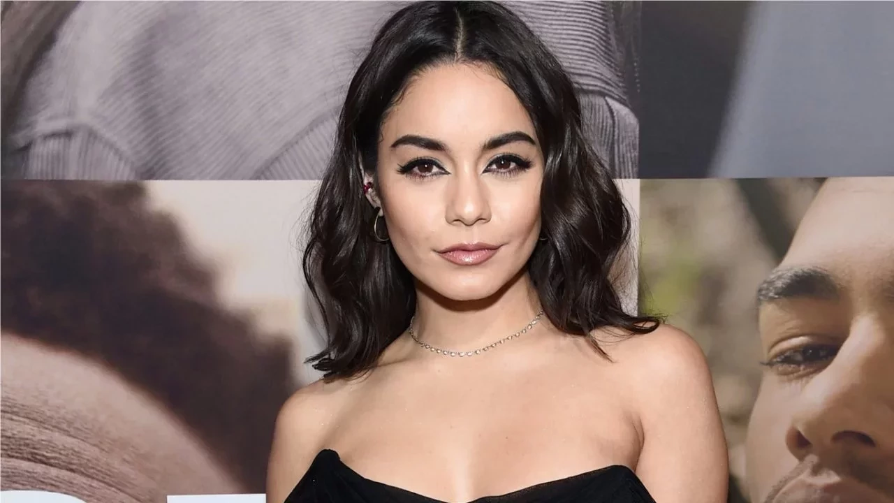 Saiba quem são as famosas com menos de 1,60m de altura - imagem 33171