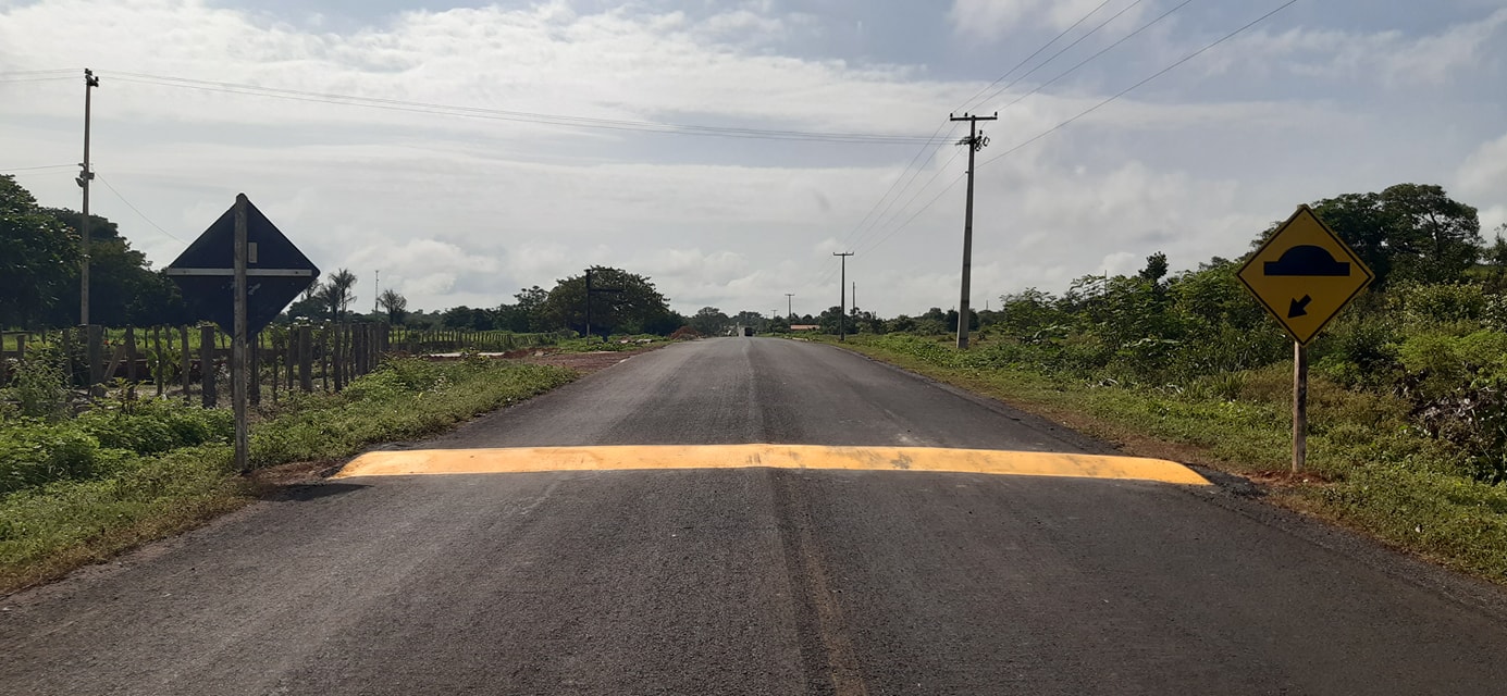 MOBILIDADE URBANA: Prefeitura de Coivaras consegue junto ao DNIT a construção de quebra-molas  - Imagem 3