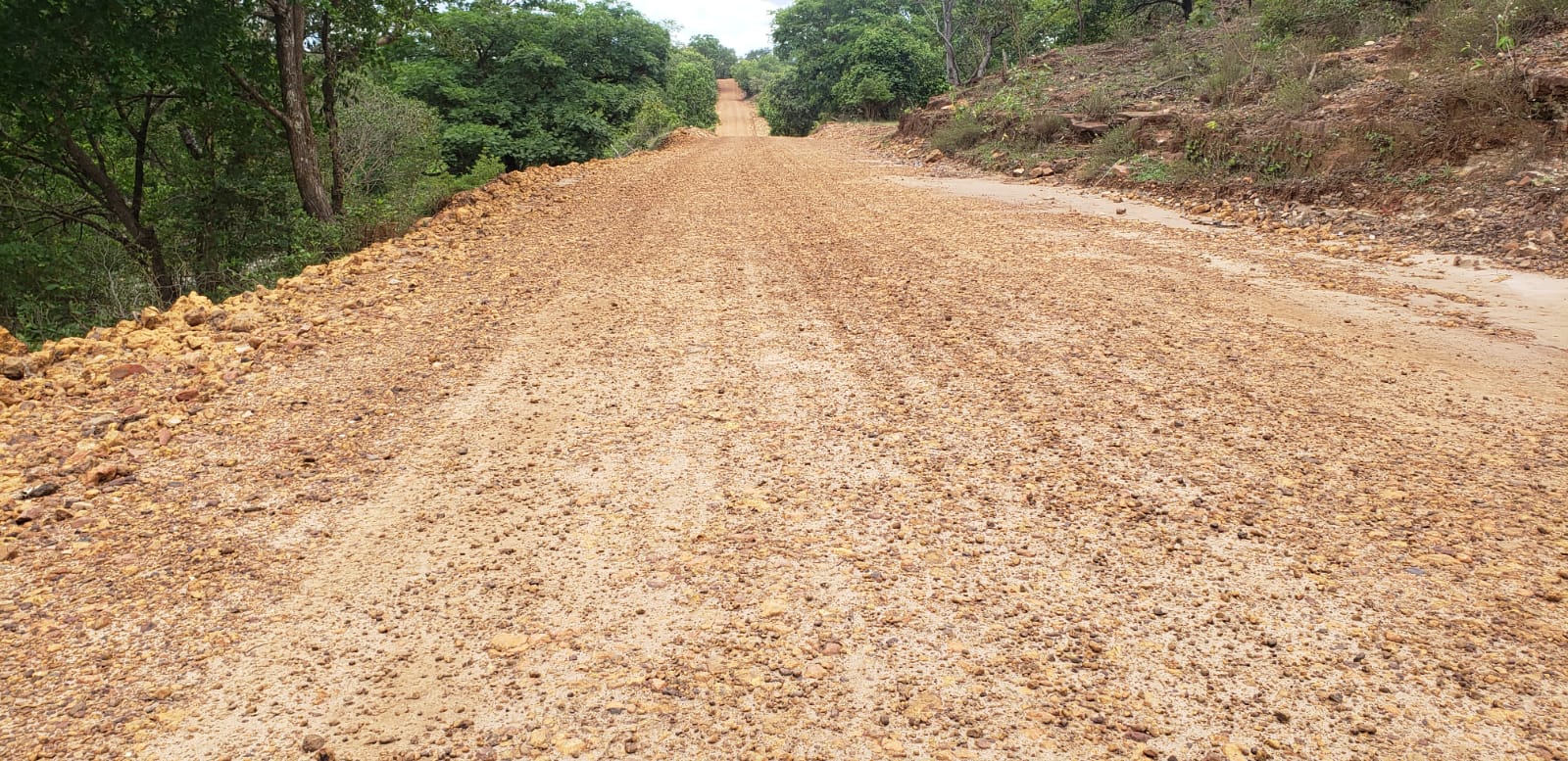Em Monsenhor Gil, Obras na sede do município e na zona rural também, afirma prefeito João Luiz - Imagem 3