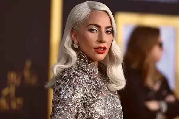 Saiba quais as celebridades que já se envolveram na indústria do sexo - imagem 35019