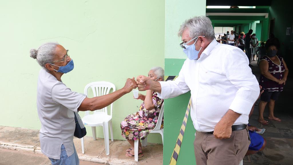 Valença do Piaui avança com vacinação de idosos entre 75 e 79 anos - Imagem 48