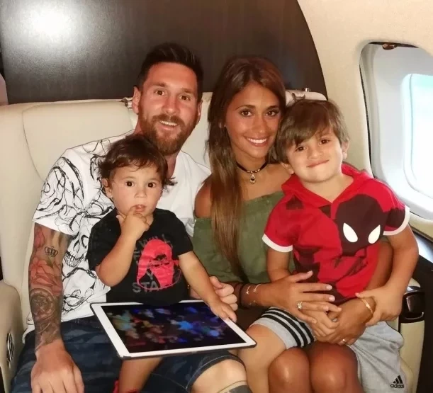 Vida de rei! Saiba como Messi gasta o salário de R$ 1 bilhão por ano - imagem 35168