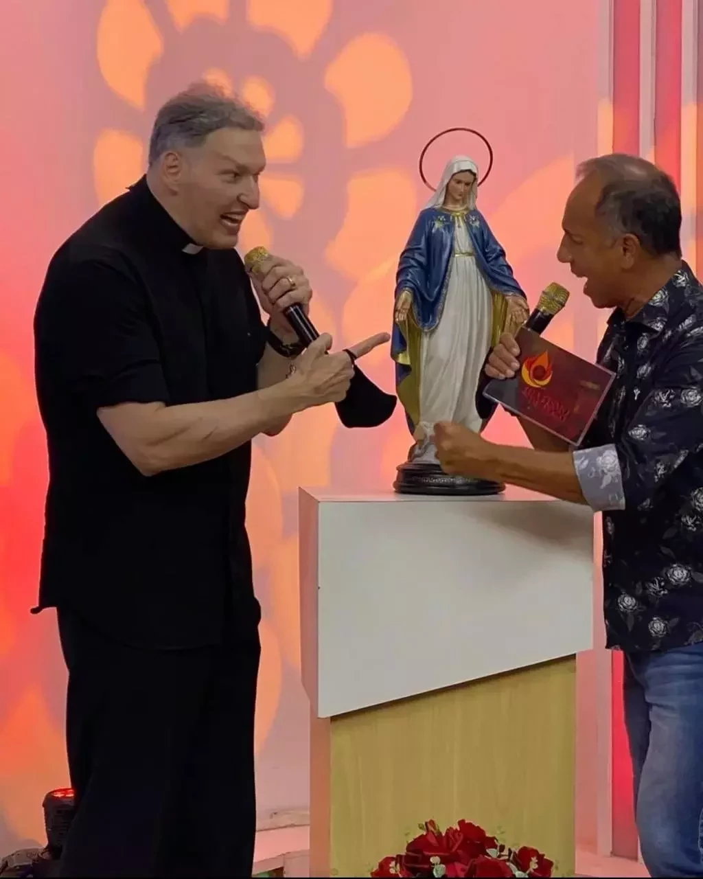 Padre Marcelo bomba nas redes com forma física musculosa; fotos - imagem 35329