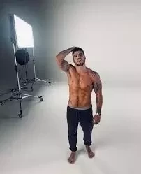 Shopping, ônibus: Veja os lugares inusitados onde famosos fizeram sexo - imagem 34254