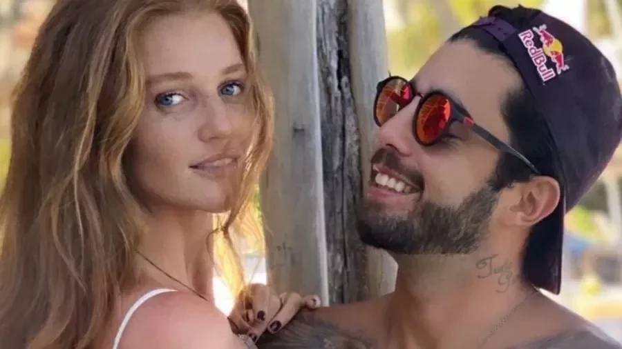 Shopping, ônibus: Veja os lugares inusitados onde famosos fizeram sexo - imagem 34247