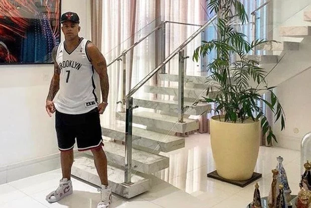 Conheça as mansões de famosos do Brasil e do mundo - imagem 35526