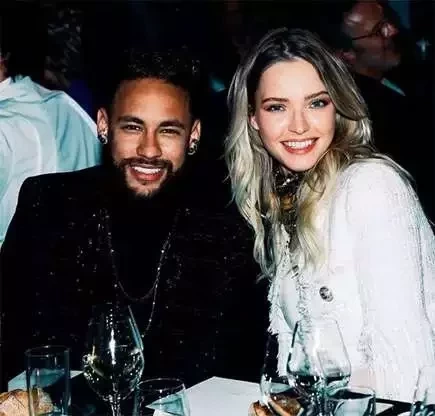 Neymar Jr. revela: "Entrei pro time dos casados" - imagem 35548